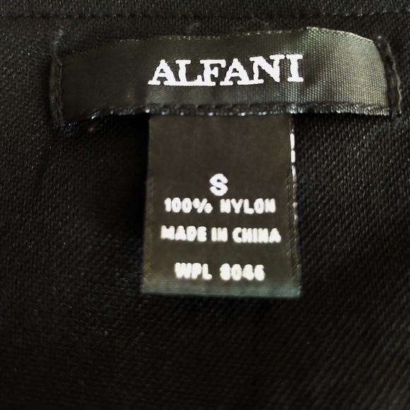 Light Knit Top Like New S M - Picture 2 of 3